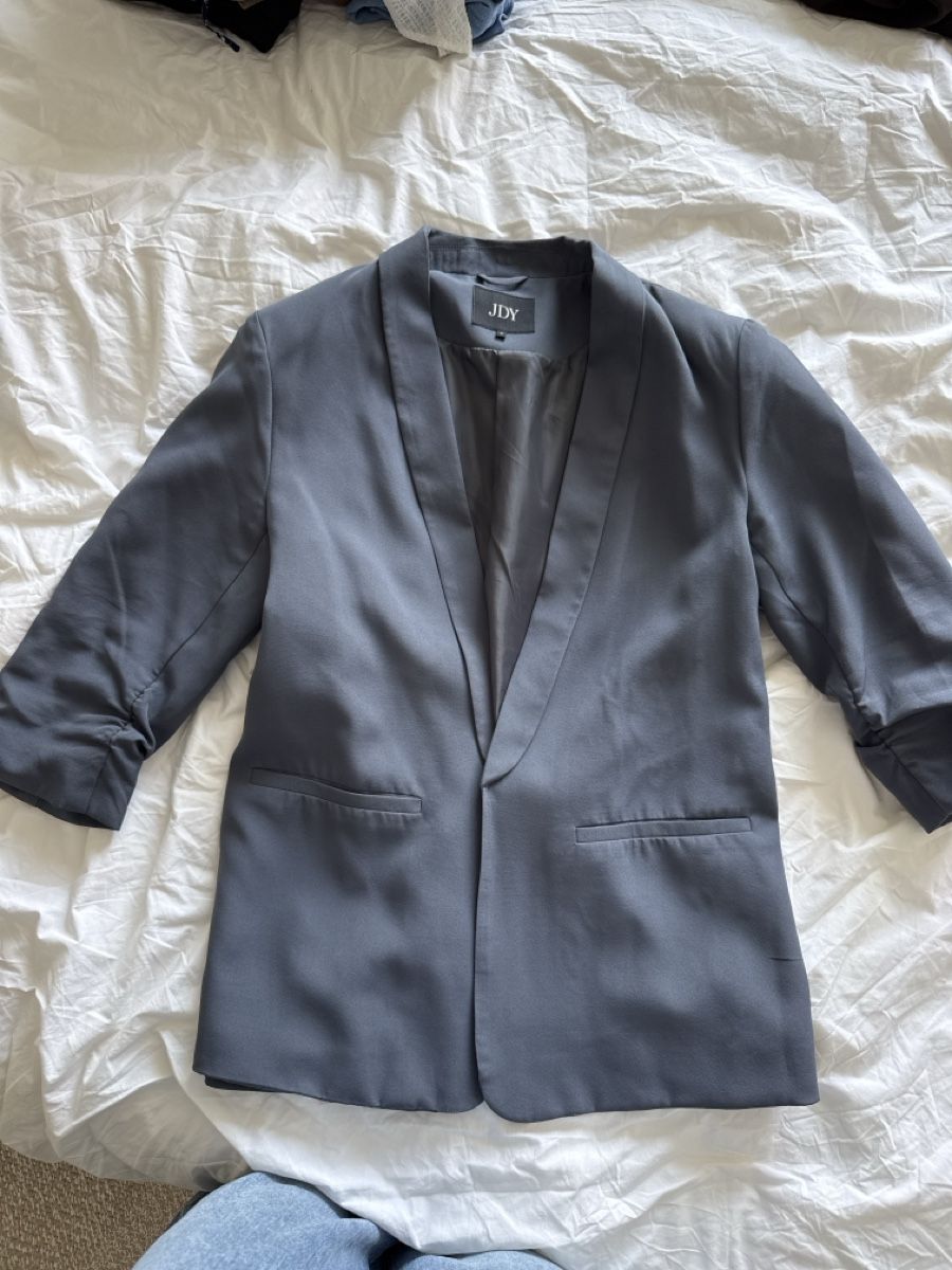 JDY Giacche: JDY Blazer blaugrau Gr. M – Usato da Zürich venduto da maleaaa