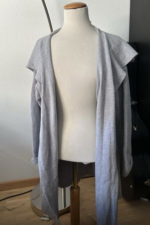 Gilet Maddison gris ouvert manches longues taille M
