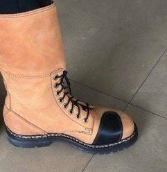 Scarpe da uomo: Biker-Stiefel handgefertigt  Rindsleder – Nuovo (secondo la descrizione) da Zollikon venduto da Chica13.11. 2