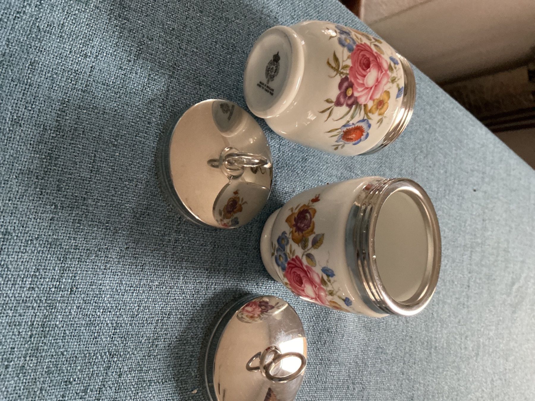 Royal Worcester Autre vaisselle: Royal Worcester Eier – D'occasion à Wettingen par Andres54