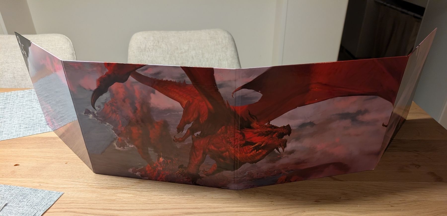 Giochi: DnD Dungeon Master's Screen – Nuovo (secondo la descrizione) da Winterthur venduto da mrcsrs