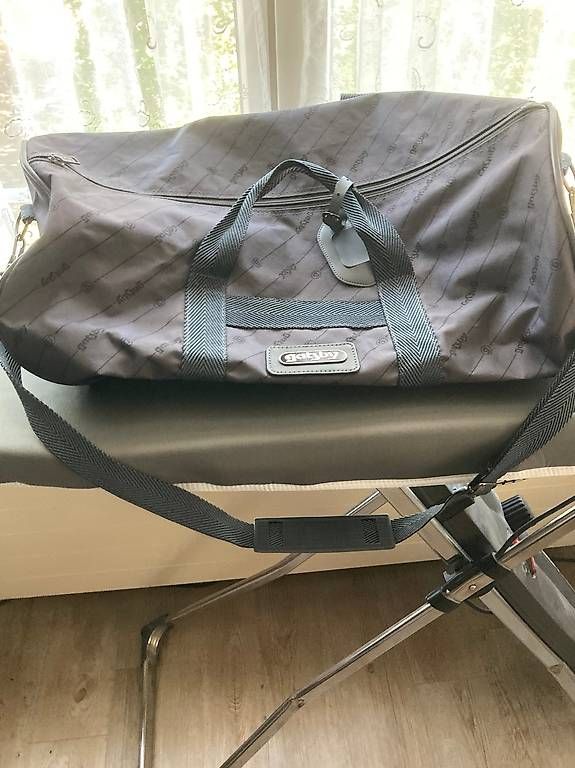 Sacs: tolle Sportttasche – D'occasion à Basel par Blaetzlibajass