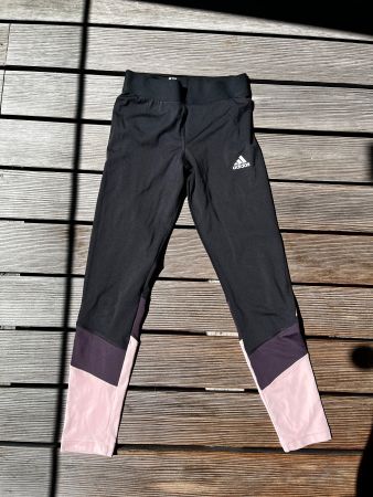 Damen Sporthosen Adidas, schwarz Gr. 164, gebraucht