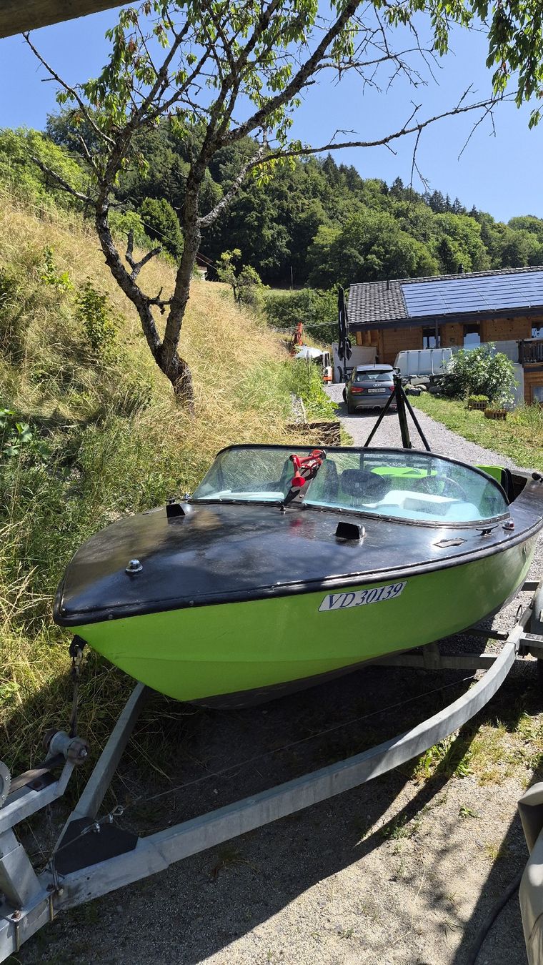 Bateaux: Bateau Abatte skiboot 200 ch expertisé – D'occasion à Les posses sur bex par timeeforgeron