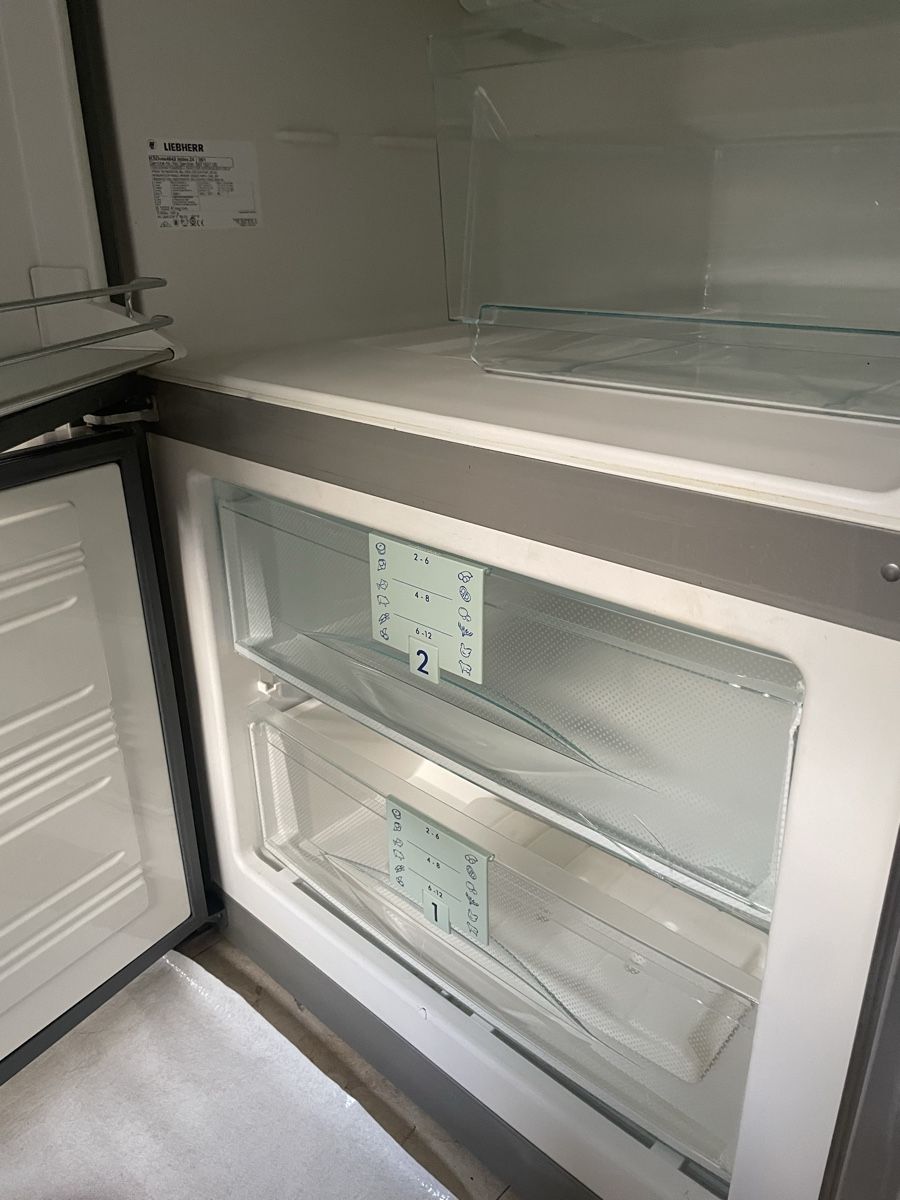 Liebherr Réfrigérateurs: Liebherr Kühlschrank mit Gefrierschubladen Extra Breit – D'occasion à Nidau par Nicolasbaenz 1