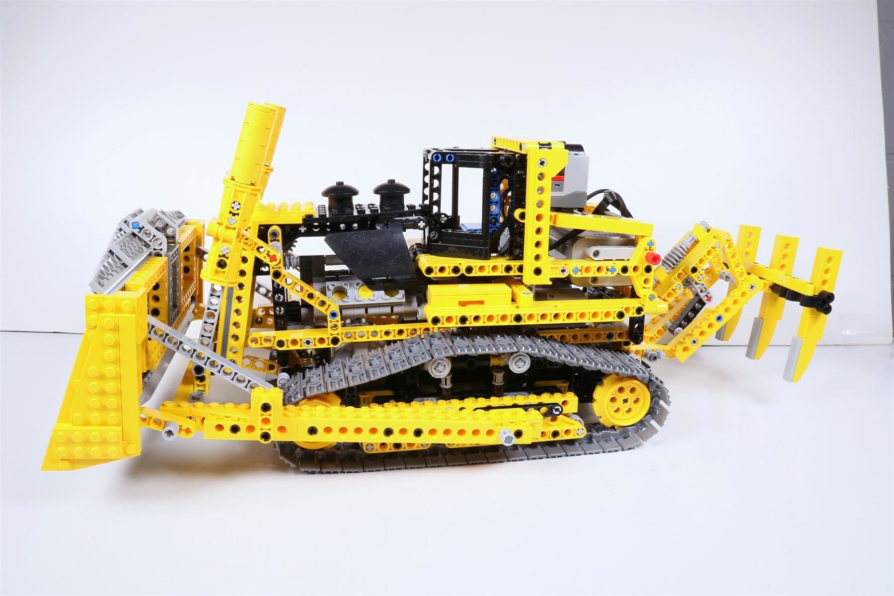Lego Baukästen: 8275, Motorized Bulldozer, LEGO® Technic – Gebraucht aus Hettlingen von Scholi99 3