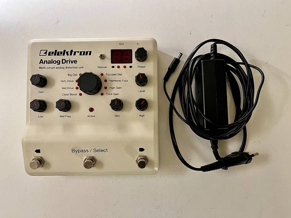 Elektron Strumenti musicali: Elektron Analog Drive inkl. Netzteil – Usato da Winterthur venduto da Maynard 3