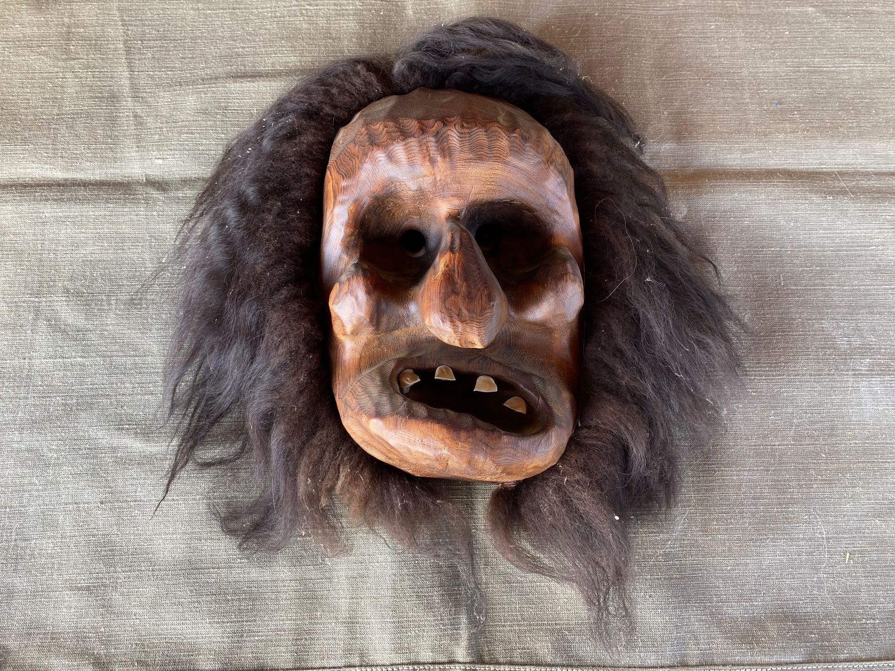Altro in Antiquarato & Arte: sehr schöne alte Walliser Holzmaske – Usato da Feldbach venduto da Fea1 6
