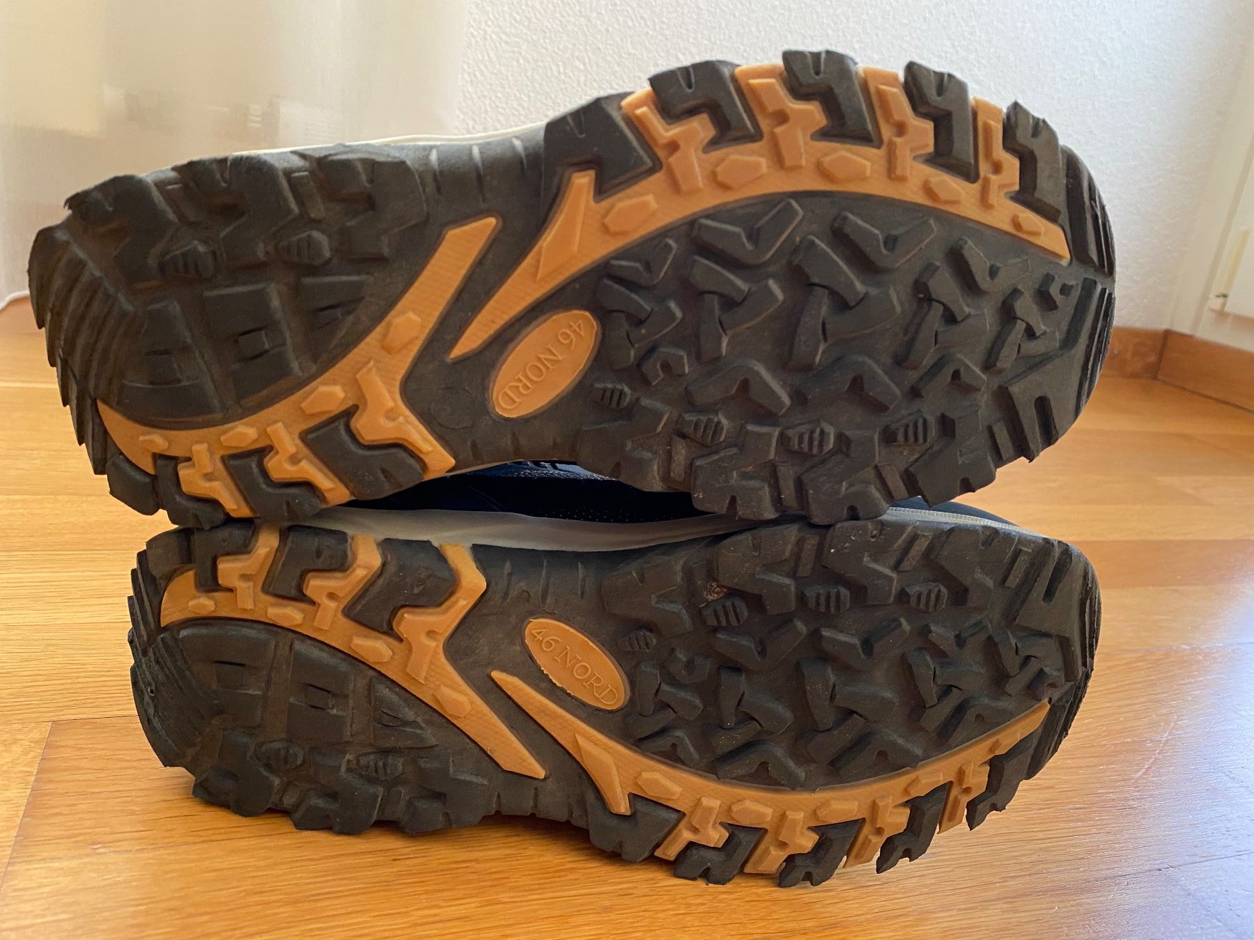 46 Nord Chaussures garçon: Wanderschuhe, Gr. 37, 46 Nord, Neuwertig! – D'occasion à Fislisbach par marsmama 5