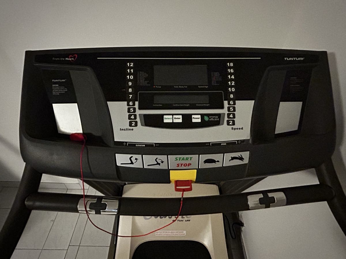 Tunturi Hometrainer: Tunturi threadmill Classic 3.0 – Usato da Bogis-Bossey venduto da jhenckaerts 2