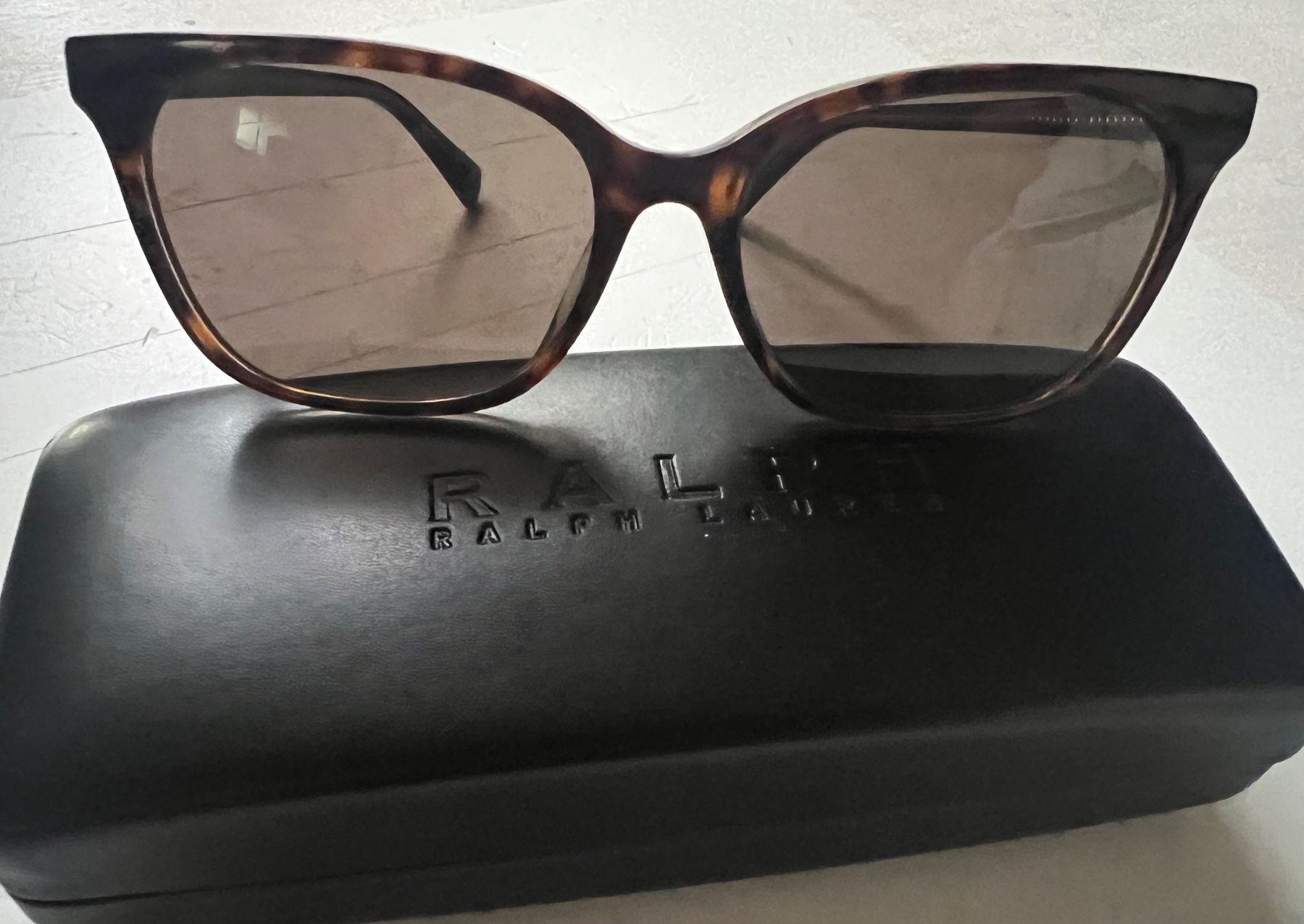 Ralph Lauren Occhiali & Lenti: Sonnenbrille RALP LAUREN – Usato da Langenthal venduto da Jezus 1