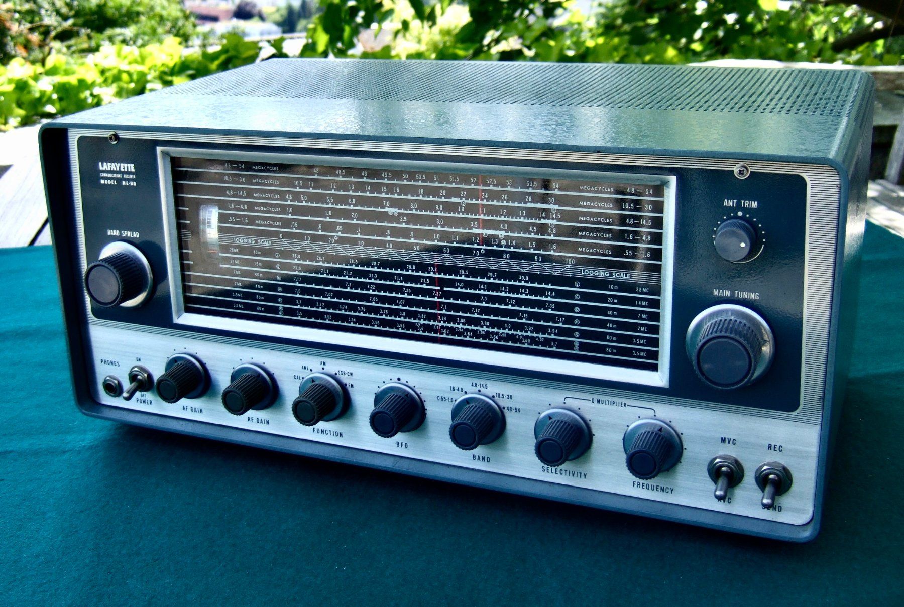 Récepteurs: LAFAYETTE  "HE- 80" Communications- Empfänger – D'occasion à KRIENS par Odeon01