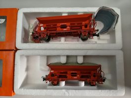 Roco H0, 2x Schotterwagen Xds der BT mit Ladung #2