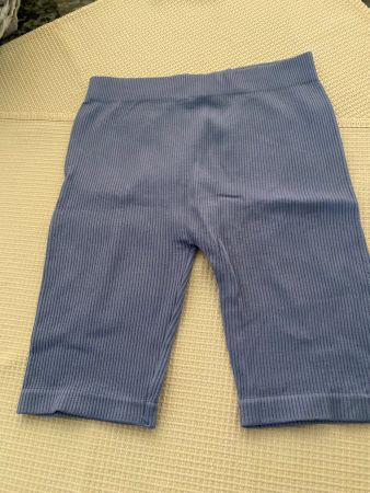 Zara gerippte Short jeansblau Grösse XS-S