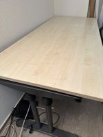 Höhenverstellbarer Schreibtisch, Top Zustand, ideal für H...