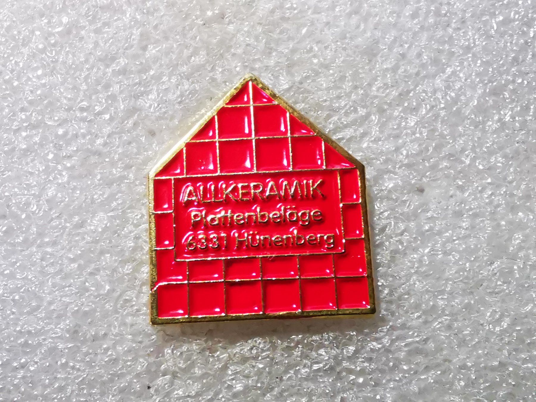 Placchette & Badge: Ansteckpin 73: Allkeramik – Usato da Oppligen venduto da Pin-Fall-Shop