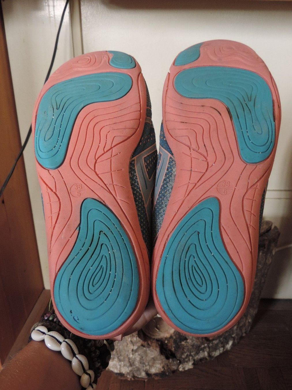 Scarpe da donna: basket Crâne légères bleu turquoise – Usato da Genève venduto da Axelle333 5