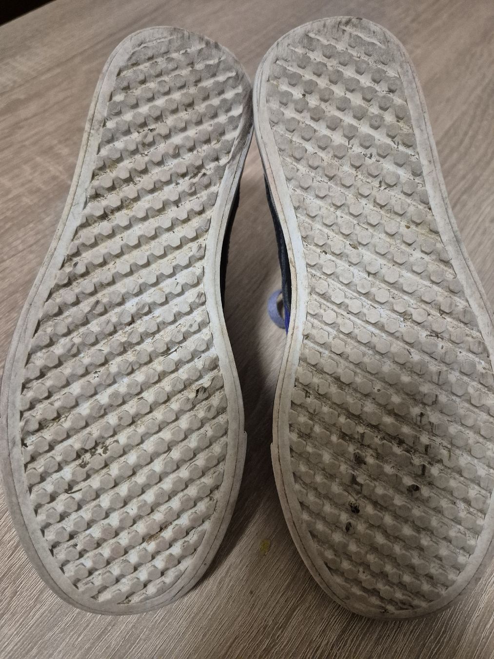 Reebok Schuhe für Mädchen: Reebok Schuhe grösse 32 – Gebraucht aus Schöfflisdorf von kin_2dp9 2
