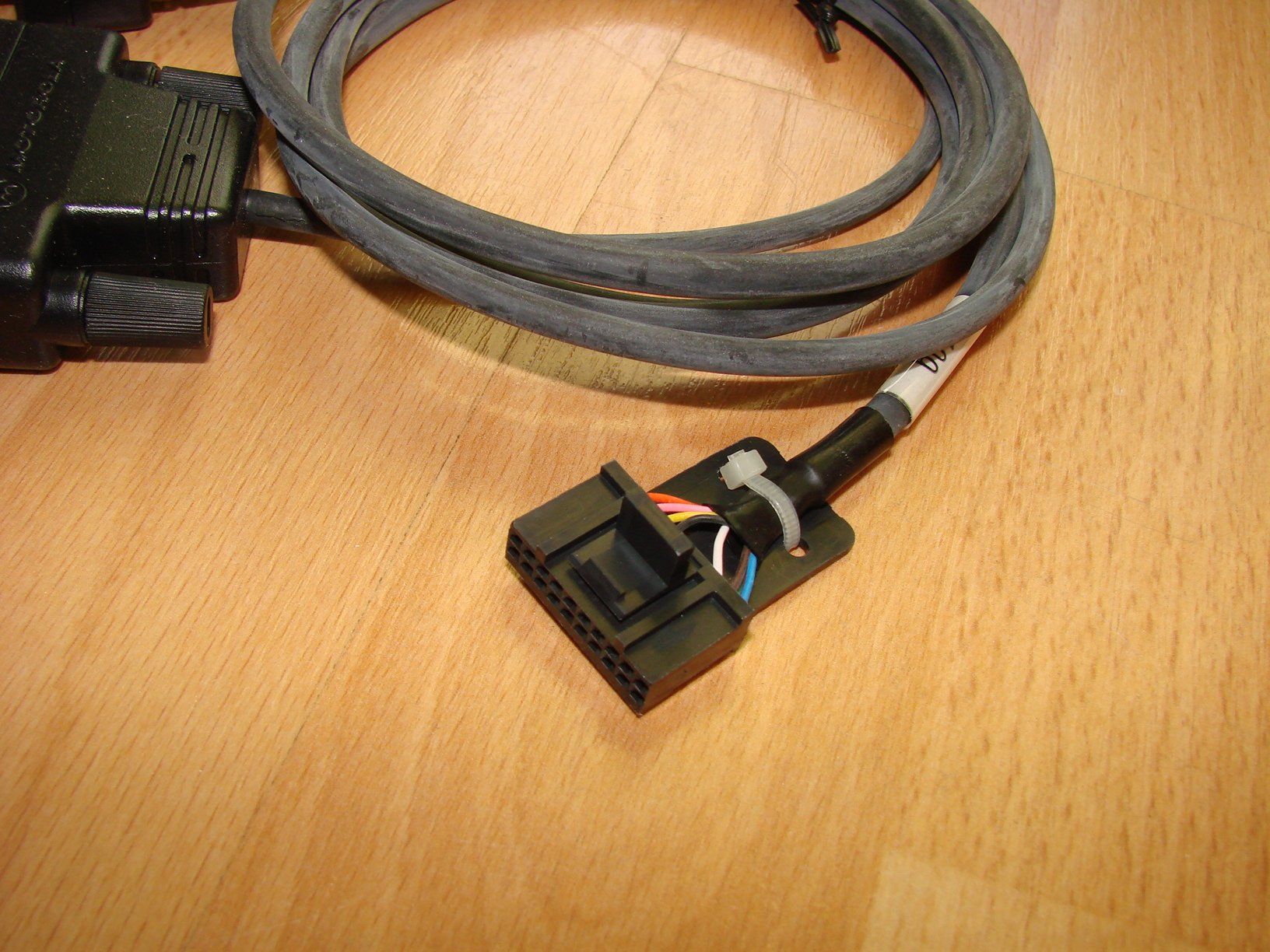Motorola Funktechnik: Motorola Programmierkabel DMR – Neu und originalverpackt aus Niederuzwil von Rade 3