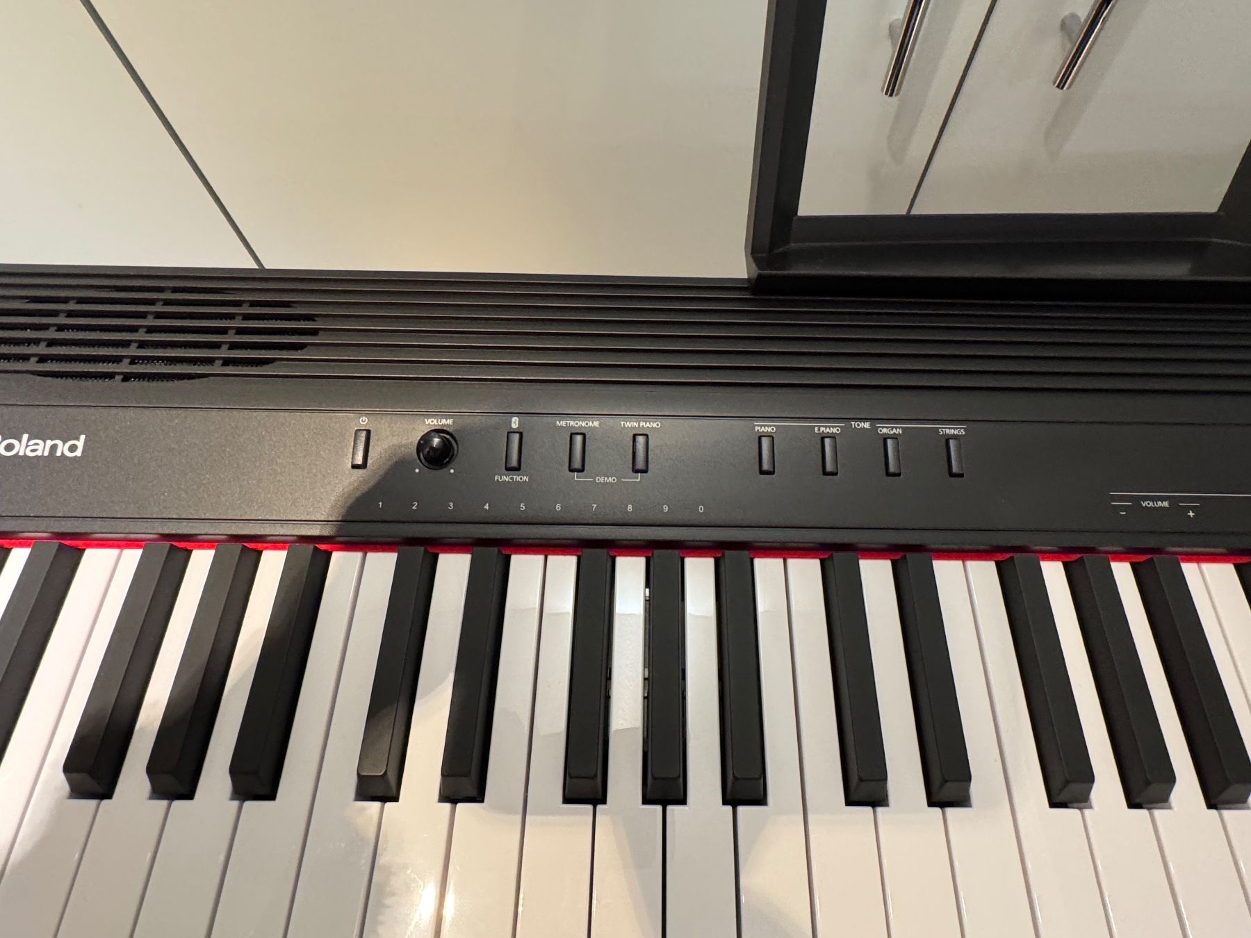Roland Musikinstrumente: NEUES E-PIANO GO 88 – Neu (gemäss Beschreibung) aus Wettingen von 1coni1 3