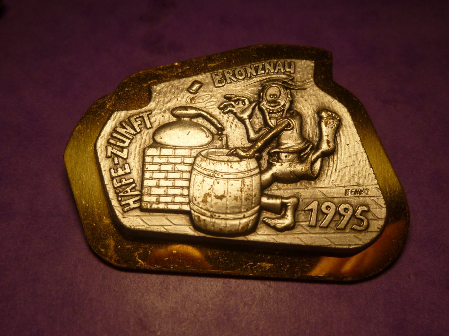 Plaketten & Abzeichen: BRÖNZNAU 1995 GOLD – Gebraucht aus Ried (Muotathal) von Mandarin02