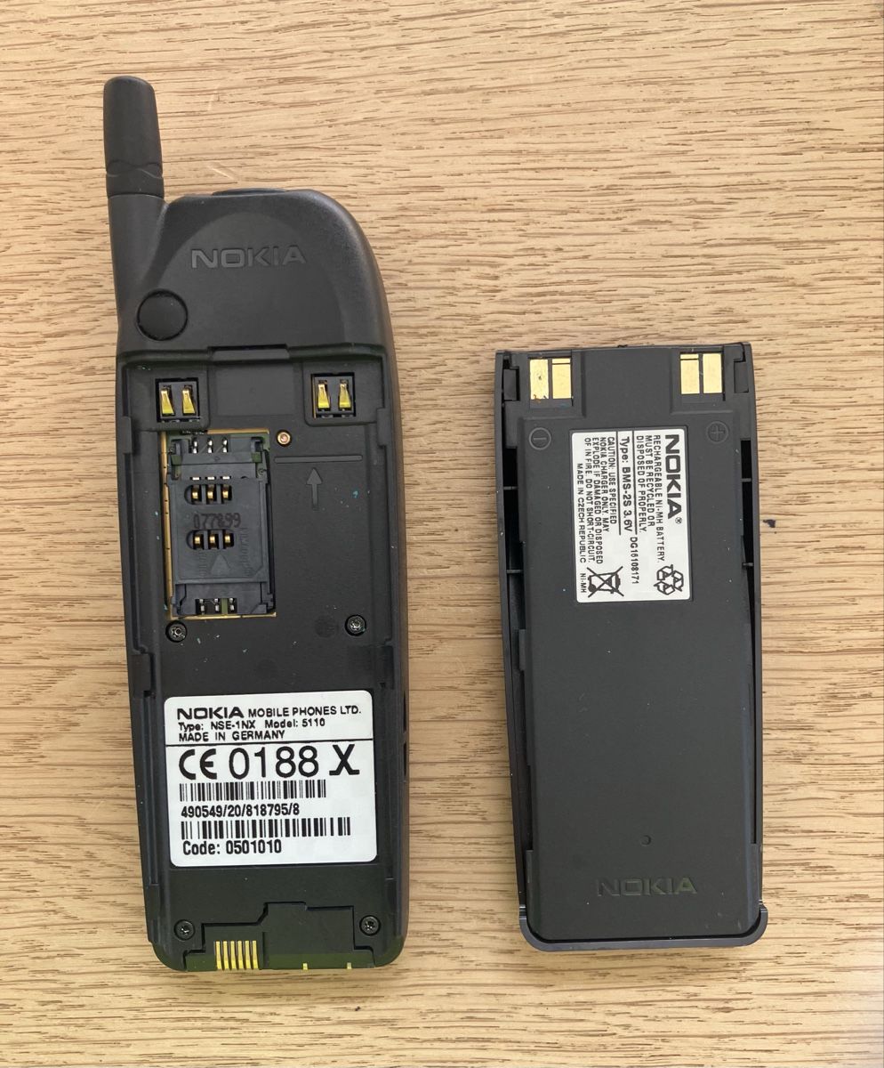 Nokia Handys / Smartphones: Nokia 5110 Vintage Mobiltelefon  – Gebraucht aus Schaffhausen von Beatstaeks 4
