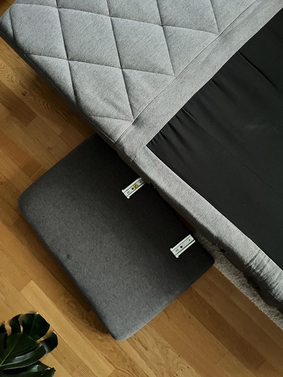 Divani: Klappsofa grau gesteppt mit Kissen – Usato da St. Gallen venduto da ste_k7tp 3
