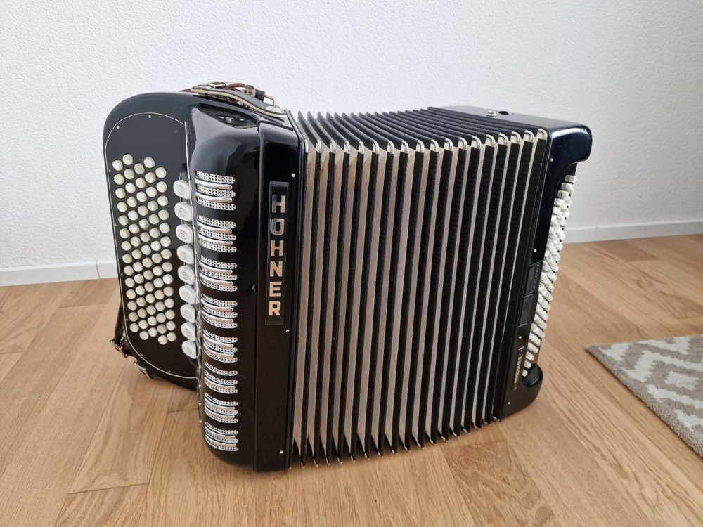 Schwarz Weisse Hhner