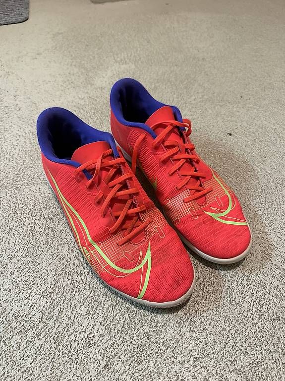 Nike Scarpe da uomo: Fussballschuhe Nike Gr. 45 – Usato da Fislisbach venduto da Jale_31