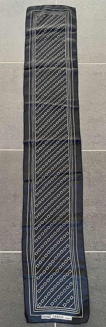 Foulard & Sciarpe: Foulard Pierre Cardin Paris – Usato da Castel San Pietro venduto da ste_xg59 1