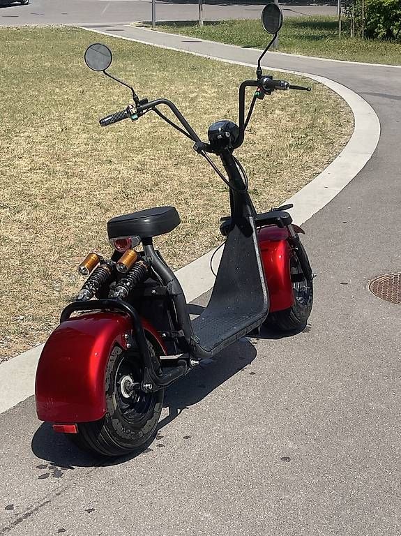 Elektromobile: Elektro scooter – Gebraucht aus Zürich von BS93 4