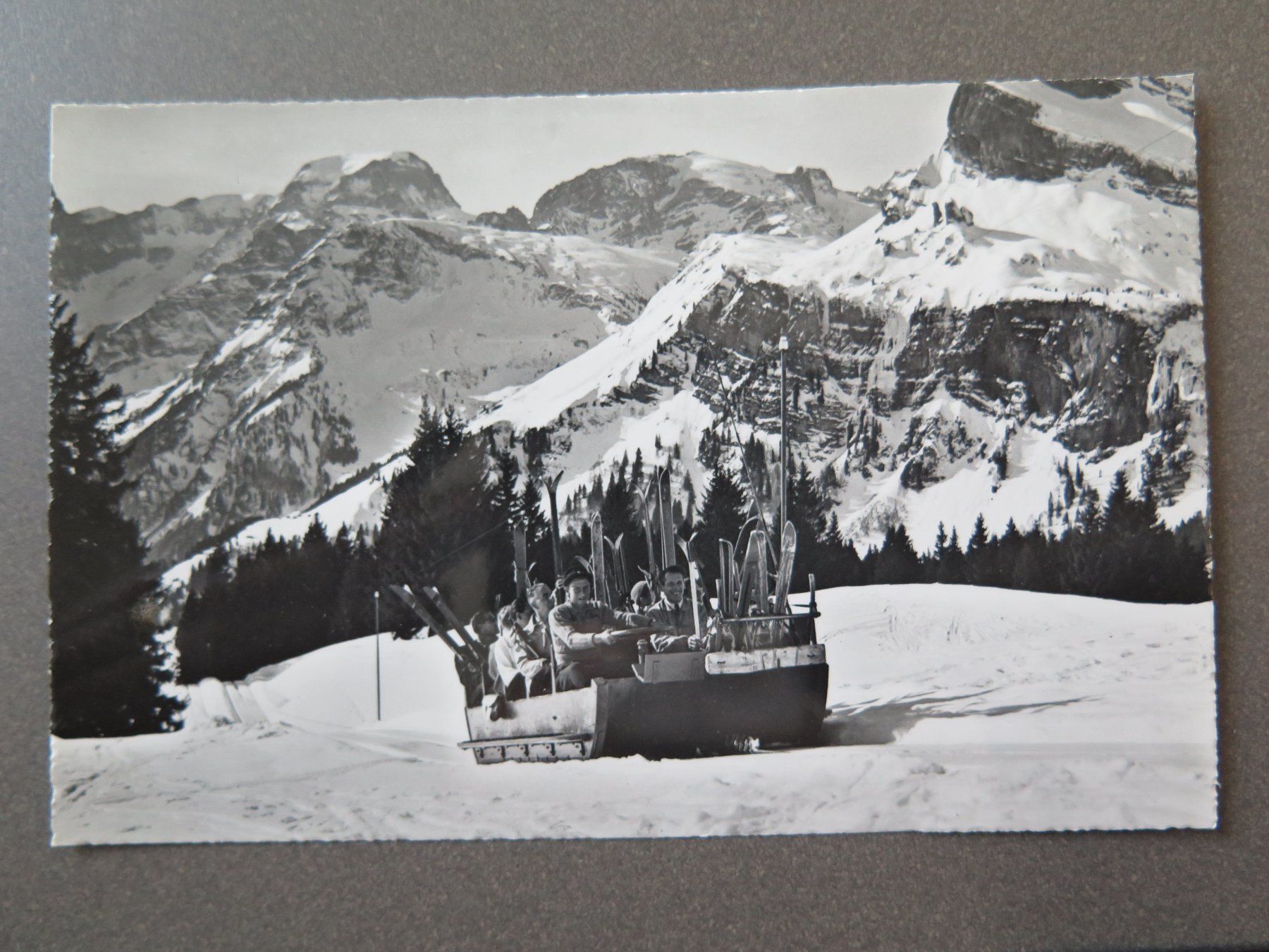 Ansichtskarten: BRAUNWALD - FUNI - FUNI-SCHLITTEN – Gebraucht aus Wittenbach von lipasal