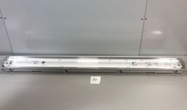Neue Trilux Nassleuchte , 1x36W, 128 cm