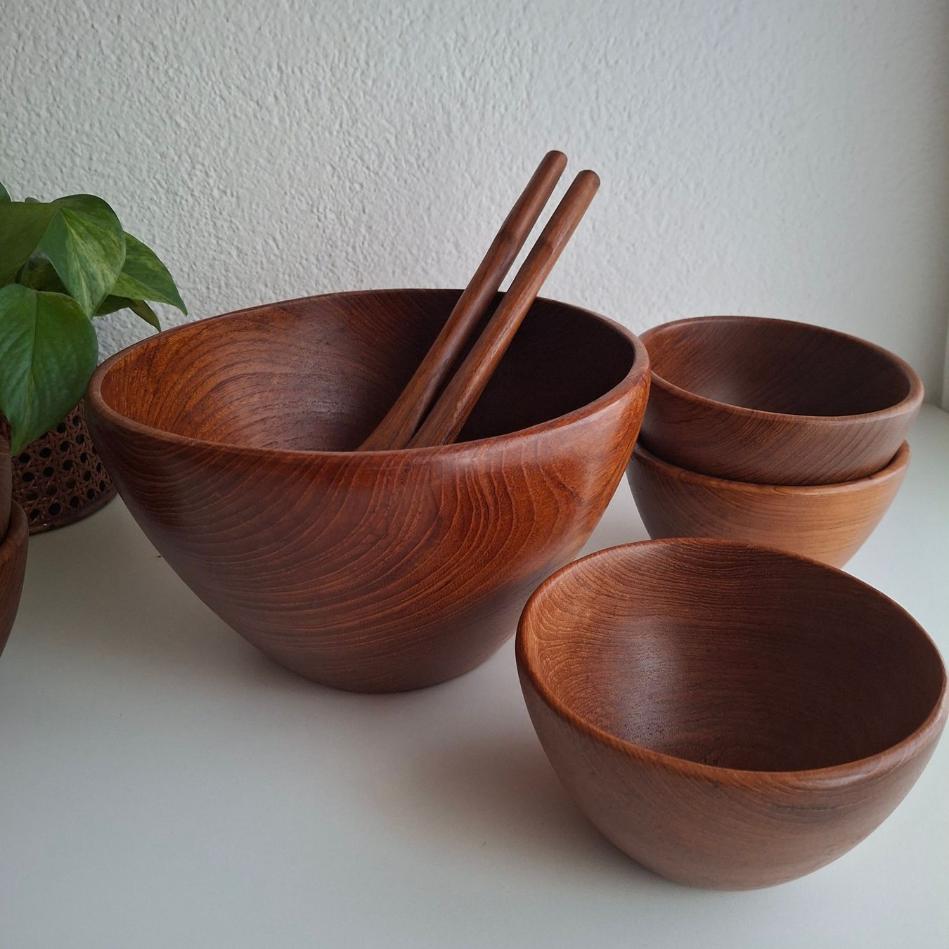 Ciotole: Set de bols en teak vintage – Usato da Neuchâtel venduto da Rochawood 2