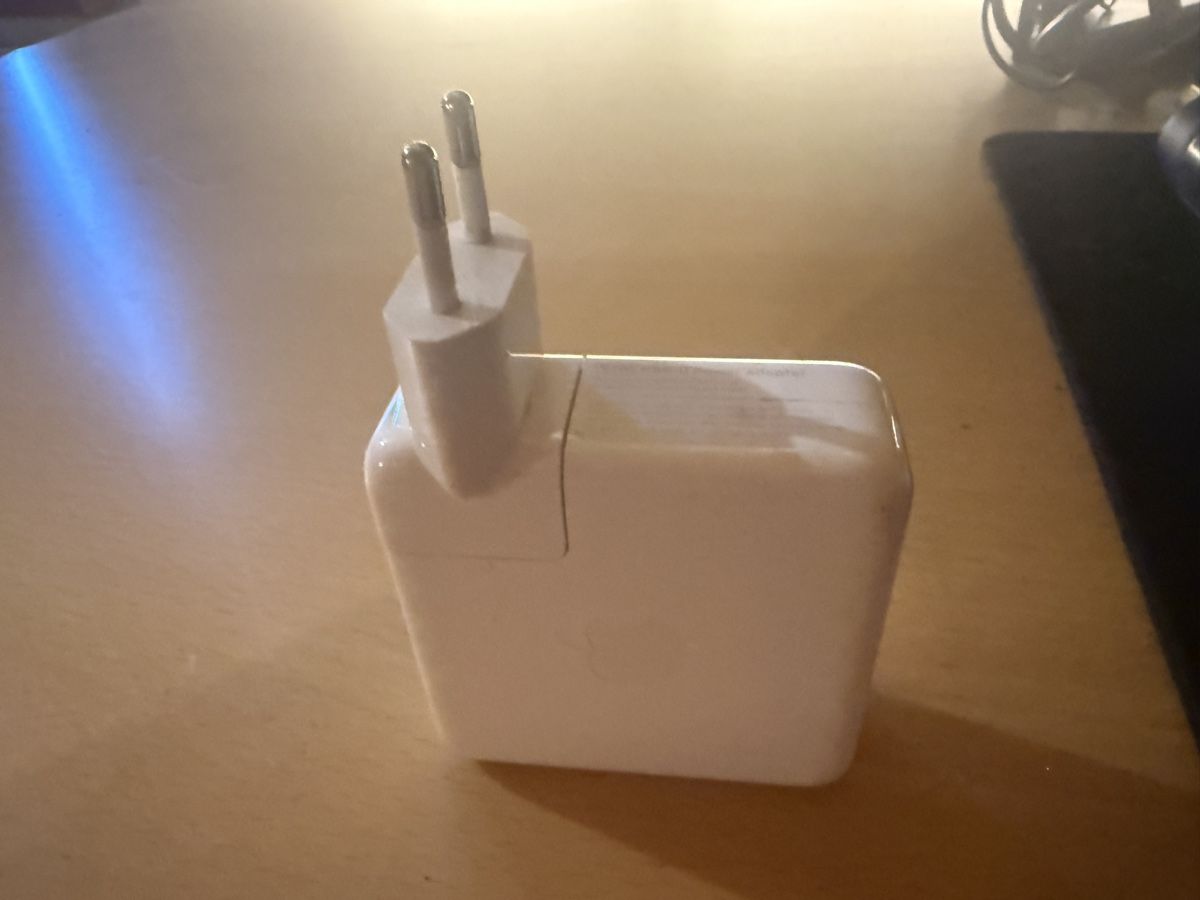 Apple Unità & Adattatore: Gebraucht / APPLE 70W USB‑C Power Adapter Netzteil – Usato da Laupen BE venduto da fab_bl5s 2