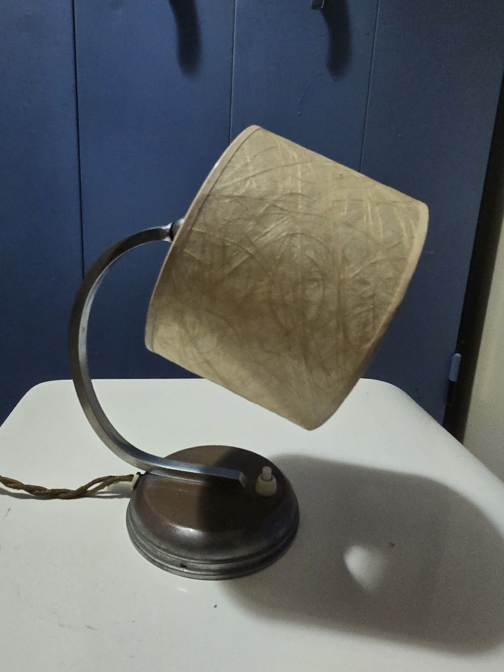 Lampade: Süsse kleine antike Tischlampe – Usato da Biel/Bienne venduto da alexriveros2 5