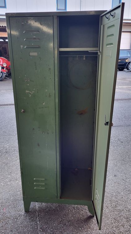 Spint Metall Schrank Vintage grün (Gebraucht) in Lömmenschwil für CHF ...