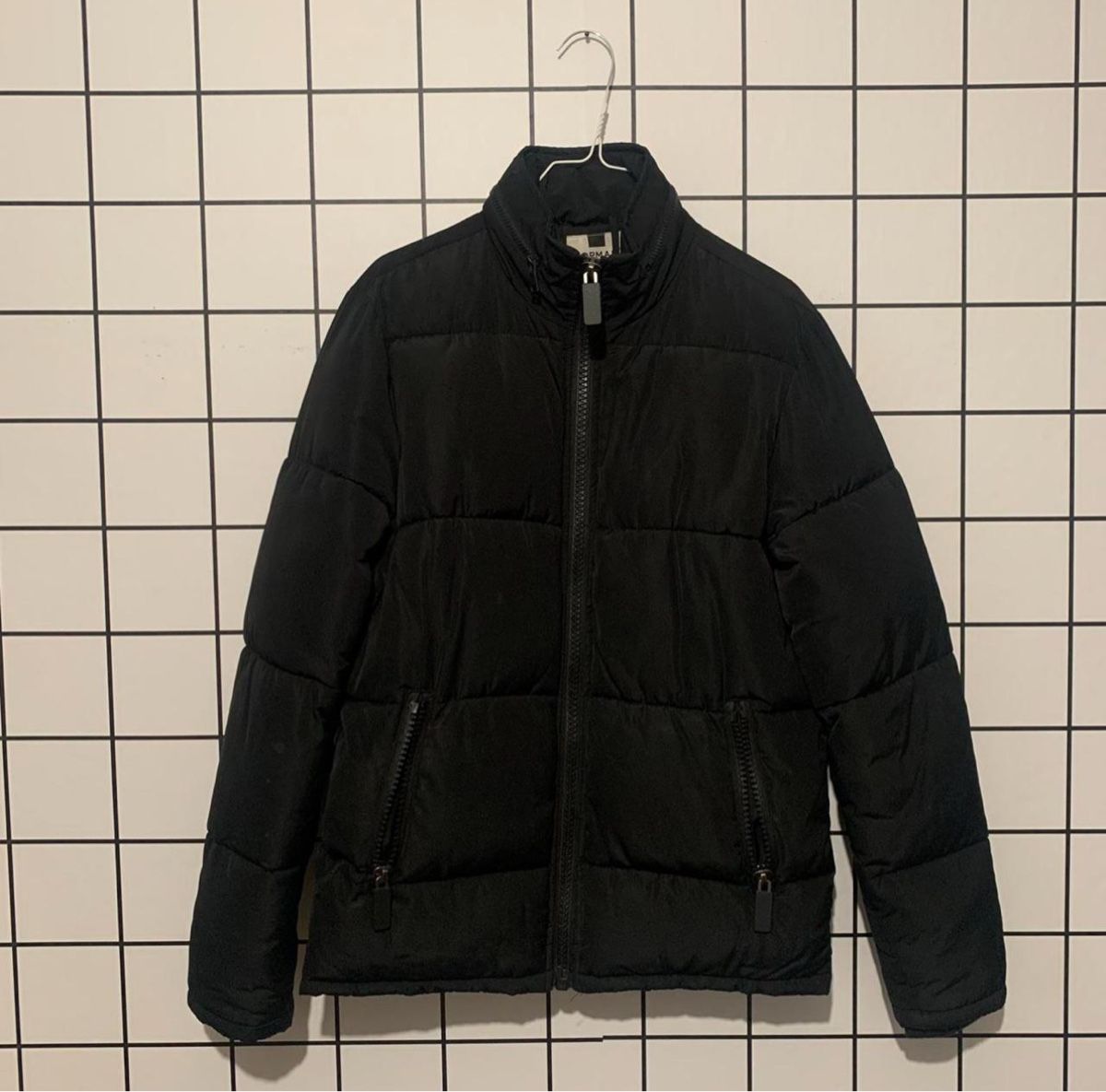 Giacche: Topman Black Padded Puffer Jacket  - size XS – Usato da Genève venduto da ravehotline