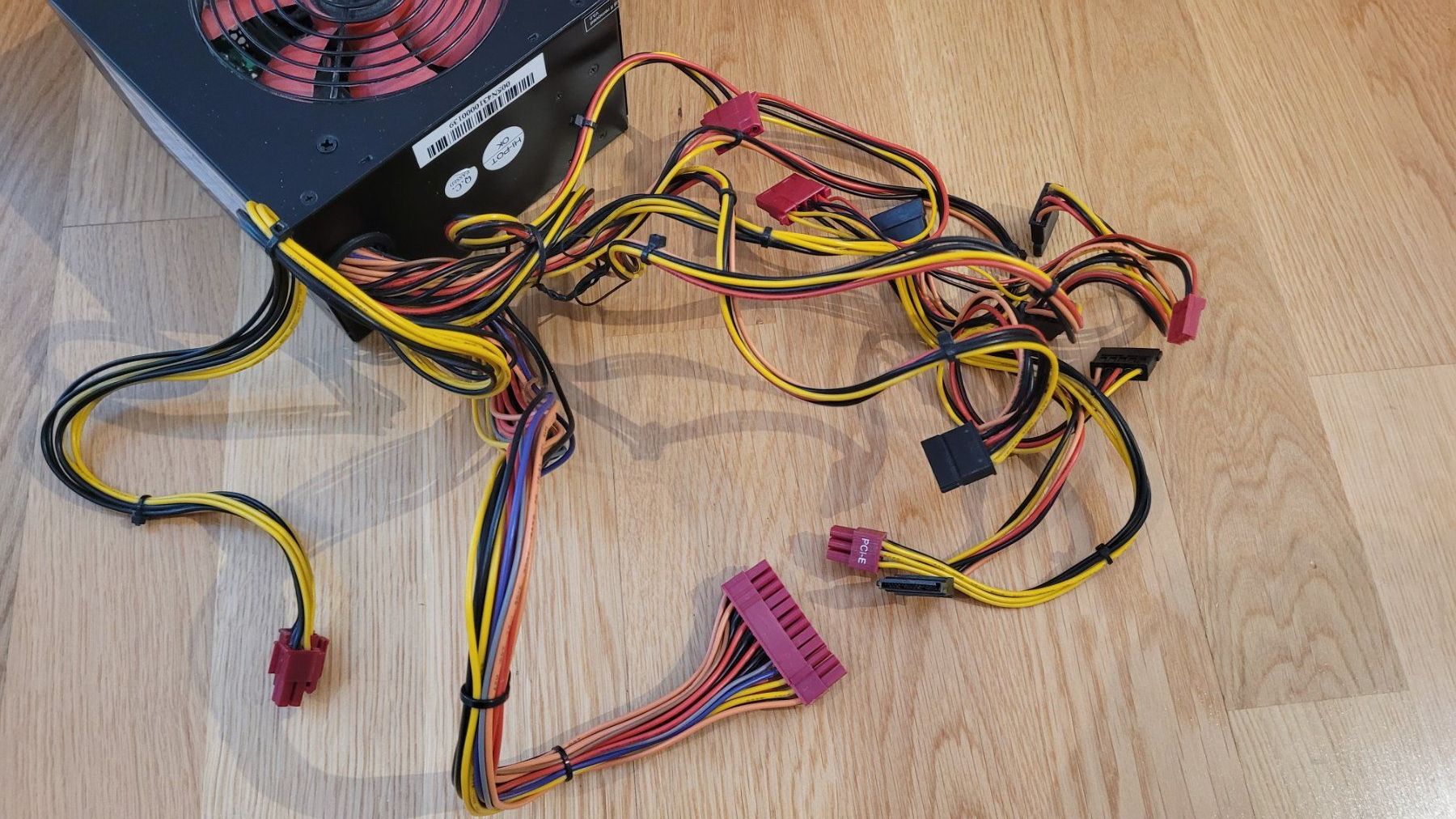 Componenti elettronici: Xilence Netzteil ATX Power supply Unit 550W – Usato da Zürich venduto da dan_6ptz 4