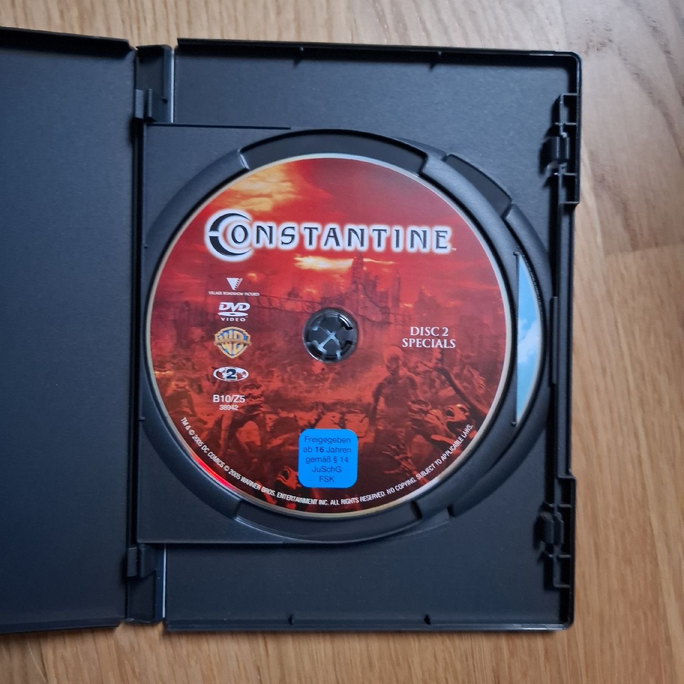 Tous les DVDs: DVD Constantine 2-Disc Special Edition – D'occasion à St. Gallen par emi_nfh9 2