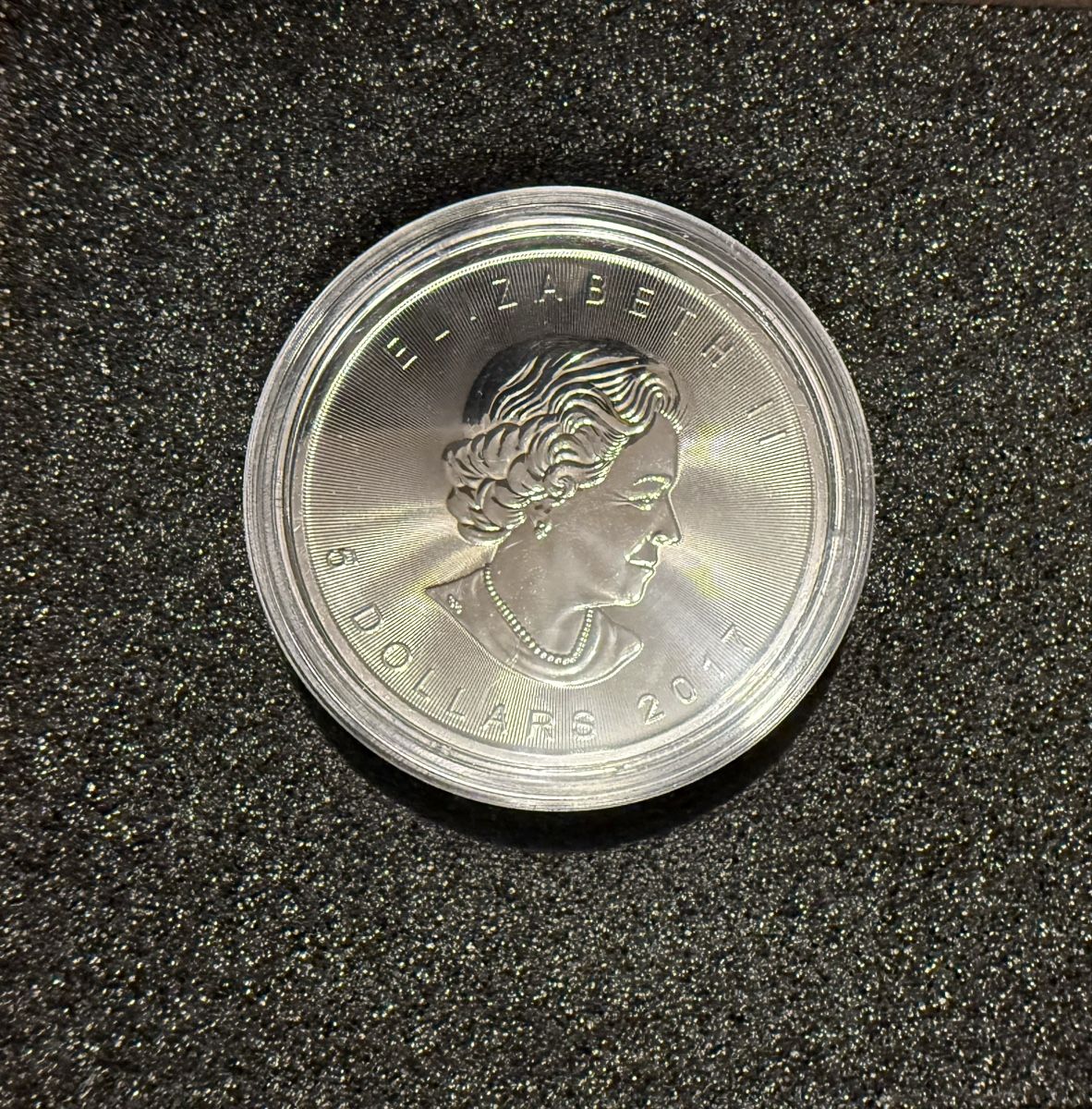 Tutti le monete: Maple Leaf UFO Glow in the Dark 1 Oz Silber 2017 – Nuovo (secondo la descrizione) da Zürich venduto da Circle-9-Coins 4