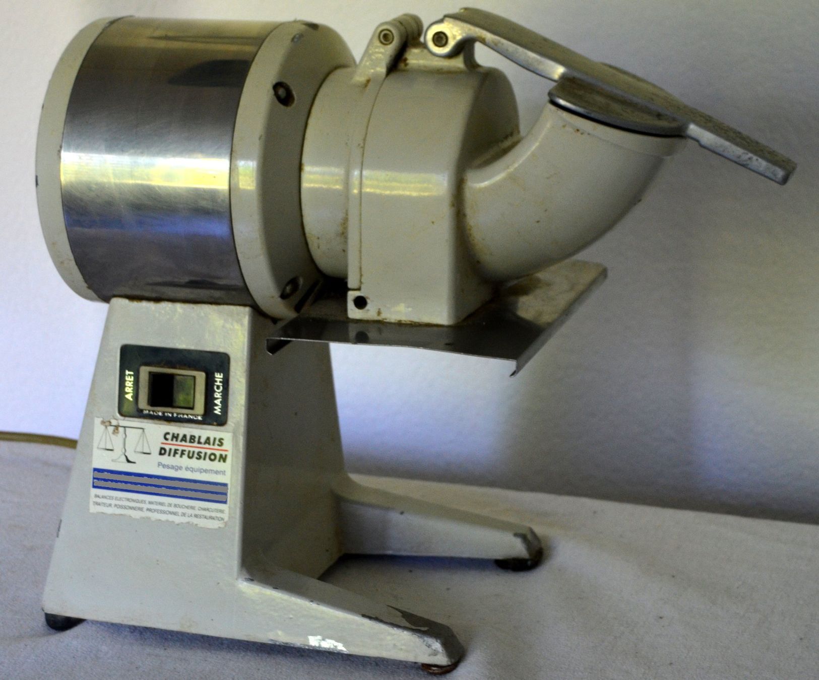 Elettrodomestici da cucina: Graff elektrische Käsereibemaschine / râpe à fromage – Usato da Collonges venduto da arashee
