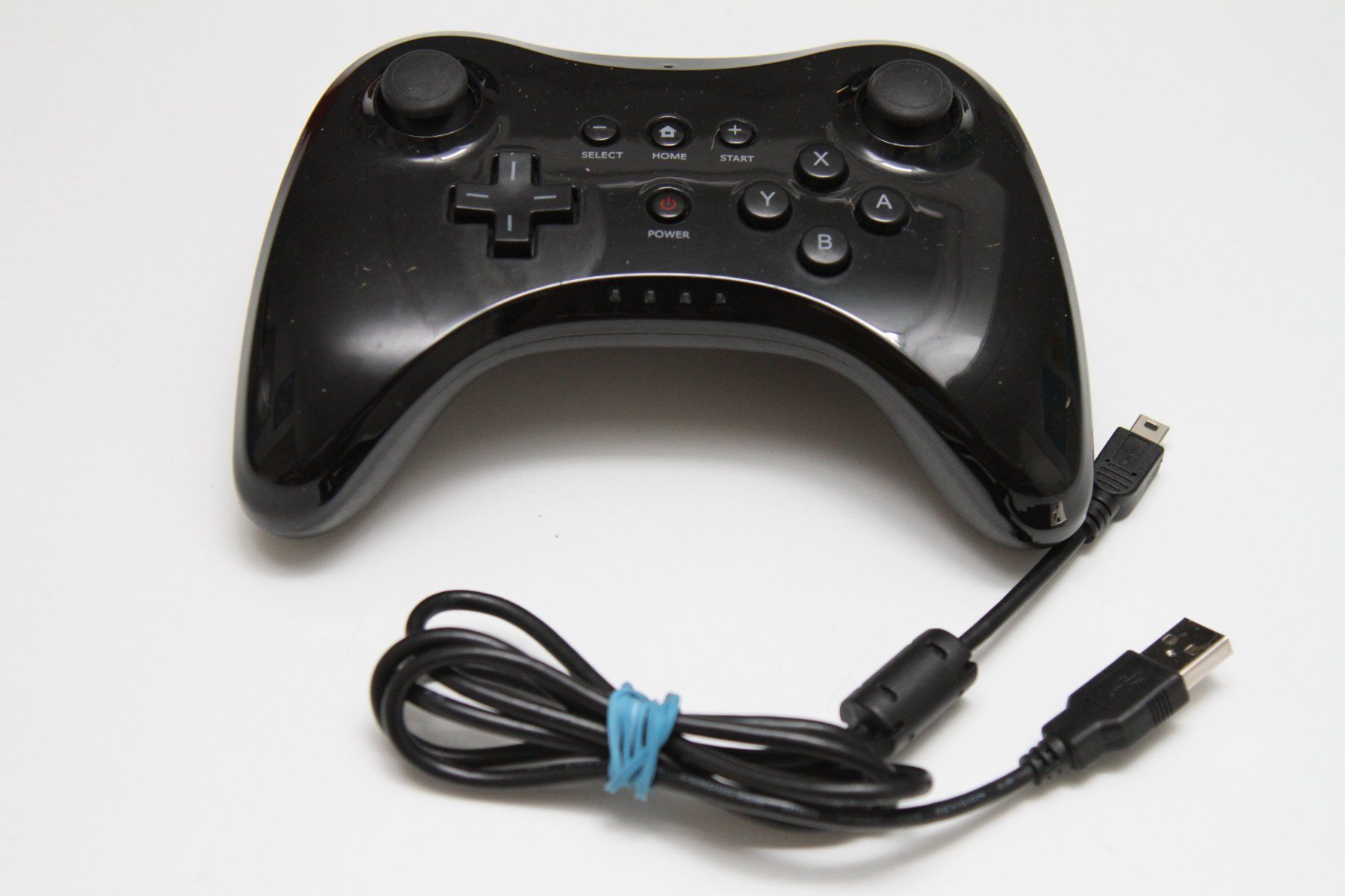 Nintendo Console: Nintendo Wii U Konsole mit Spielen – Usato da Basel venduto da camelot99 5