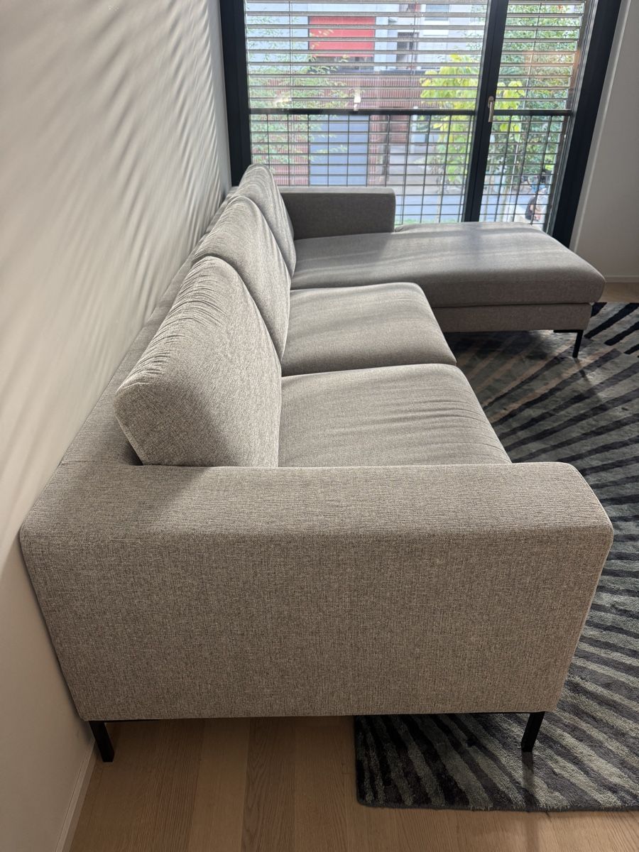 Livique Divani: Livique Domino Ecksofa Hellgrau mit Chaiselongue – Usato da Zürich venduto da mis_xbc8 1