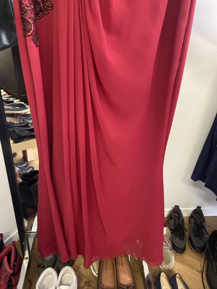 Robes: Abendkleid – D'occasion à Olten par AtelierSecondhand23 1