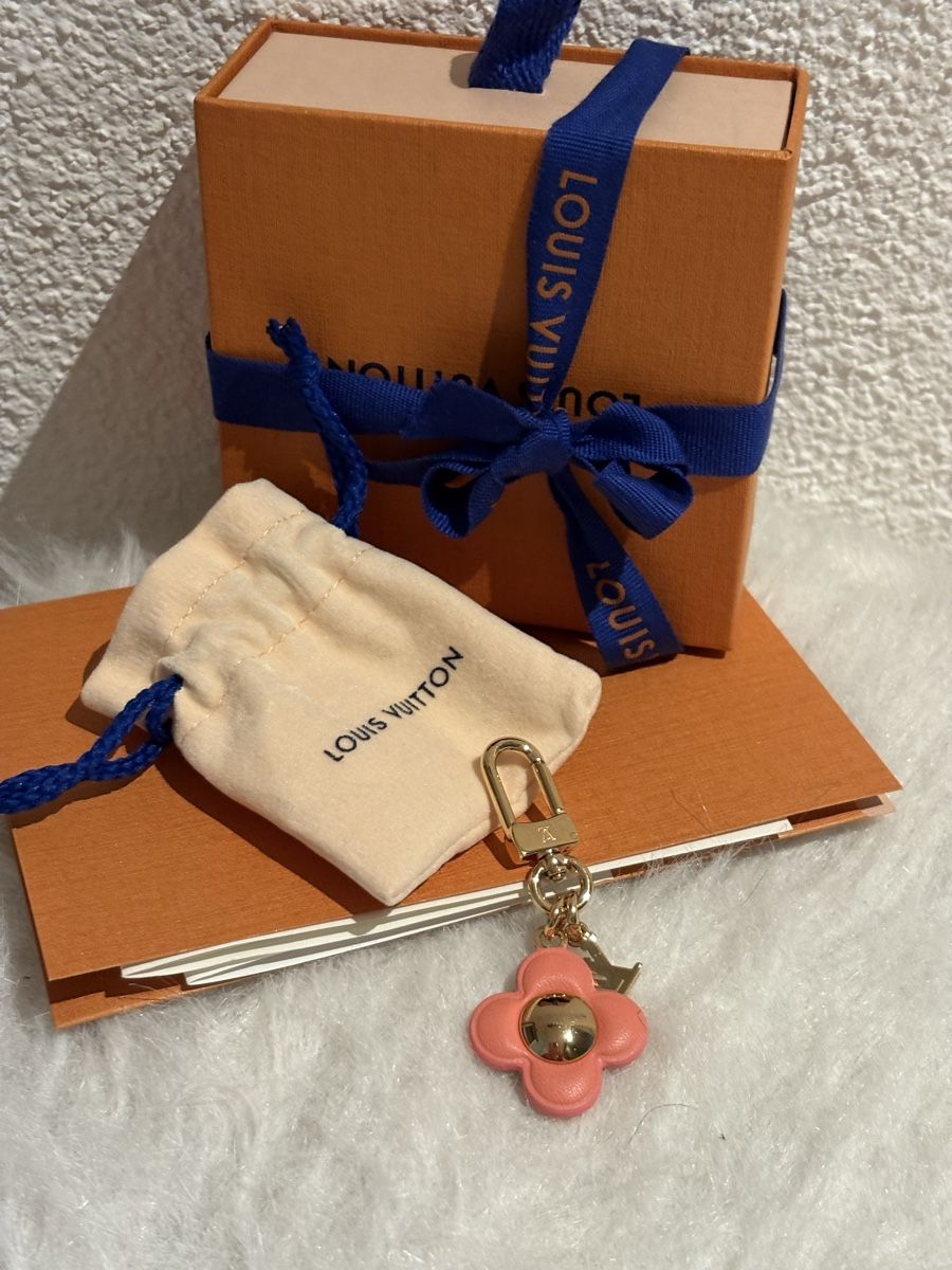 Louis Vuitton Ciondoli: Louis Vuitton Micro Charm NEU – Nuovo e nell'imballaggio originale da Boniswil venduto da MichaelaH 1