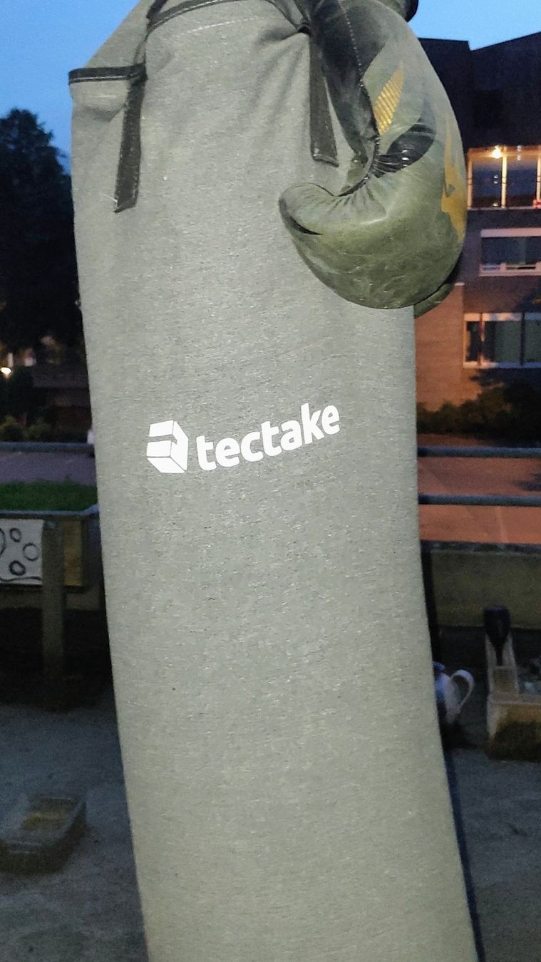Venum Sacchi da boxe: Boxsack tectake inkl. Venum Boxhandschuhe – Usato da Emmenbrücke venduto da bluebird_ 2