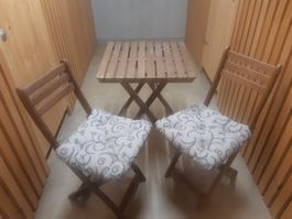 Table extérieur, pliable brun foncé + chaises et coussins