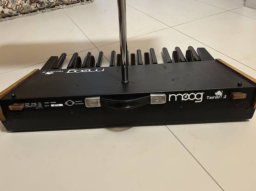 Moog Strumenti musicali: Vintage Moog Taurus II – Usato da Bellinzona venduto da Mauro03 4