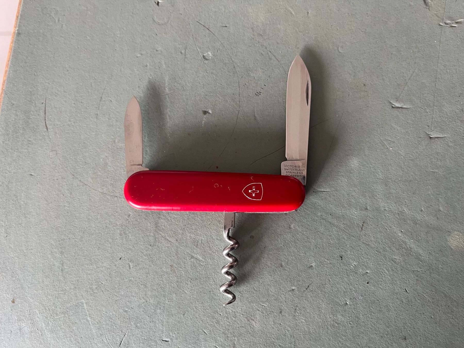 Victorinox Taschenmesser: Victorinox Messer Gourmet – Gebraucht aus Dintikon von Redgar58